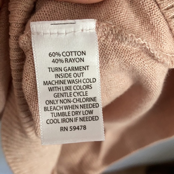 Dusty pink oversized thin knit sweater Sz S - Picture 3 of 5